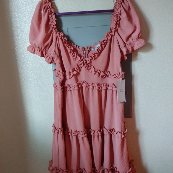 Dress - Picture 2 of 2